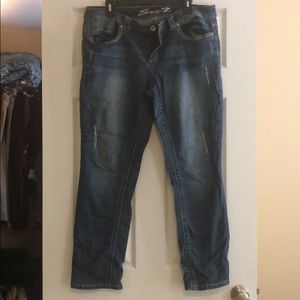 Seven7 slim straight jeans
